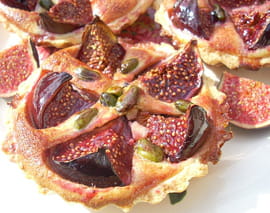 Tartelettes aux figues � la cr�me d amande