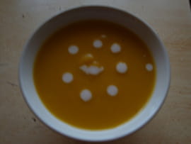 Soupe de patates douces au lait de coco