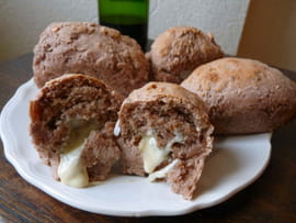 Petits pains au vin et au Boursin