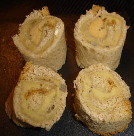 Toasts roul�s foie gras et figues