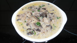 Cassolette d escargots au chablis