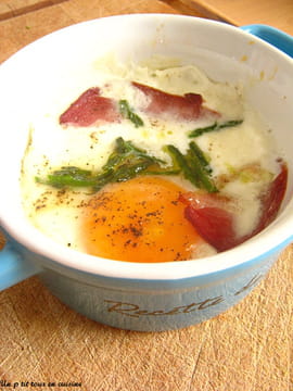 �ufs cocotte au magret de canard et pointes d asperges