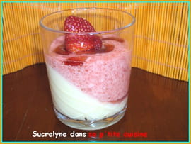 Verrine qui n est pas que pour les enfants (� la mousse de fraise) !