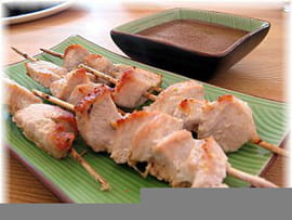 Yakitori et sauce japonaise