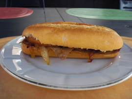 Pregos (sandwich portugais)
