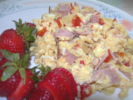 Oeufs brouill�s au jambon 