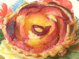 Tartelettes aux  p�ches � la cr�me d amandes