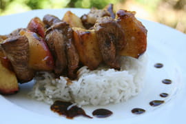 Brochettes de volailles aux nectarines