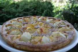 Tarte aux 2 p�ches � la cr�me d amande