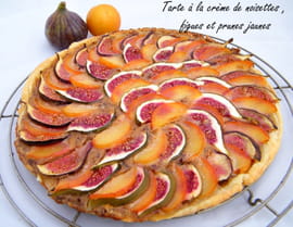  Tarte � la cr�me de noisettes, figues & prunes