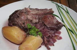 Museau de porc au vin rouge