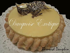Dacquoise passion, coco et vanille