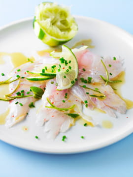 Carpaccio de bar aux p�ches 