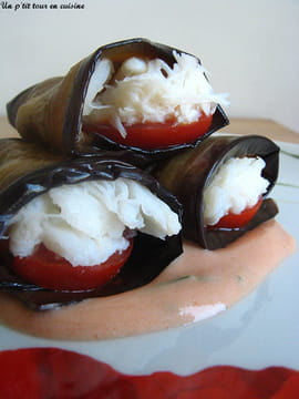 Roul�s aux aubergines tomates et crabes, sauce cocktail