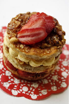 Mille-feuilles mousse de Comt� et gel�e de fraises