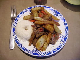 Boeuf saut� � la p�ruvienne (Lomo saltado)