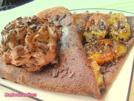 Cr�pes aux bananes et chantilly Michoko�