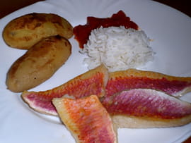 Poisson � la sauce tomate �pic�e et anis�e