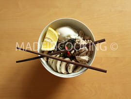 Soupe de Soba au poulet et aux champignons