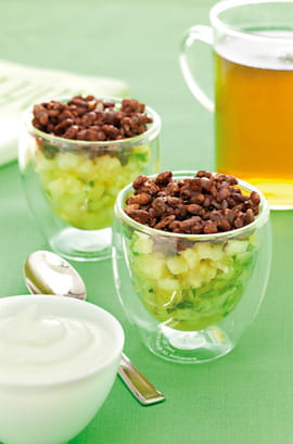 Riz souffl� chocolat� fa�on crumble � l�ananas frais