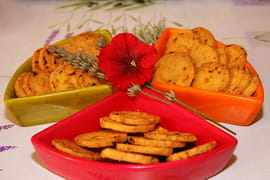 Petits sabl�s aux tomates s�ch�es 