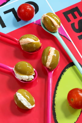 Bonbons d olives vertes au fromage de ch�vre frais