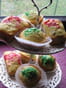 Muffins color�s aux petits raisins