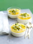 Panna cotta au lait d�amande et poires au miel de lavande
