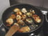 Queues de langoustes grill�es � l�ail et au citron