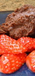 Quenelles de chocolat et fraises