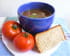 Soupe piment�e aux tomates et � la roquette