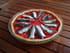 Tarte aux sardines sur lit de tomates