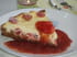 Cheesecake aux pomelos-�clats et coulis de fraise