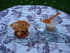 Petits pancakes � la farine de ch�taigne, compot�e pomme et poire fa�on mendiants, sauce � la confiture de lait