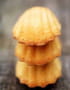 Madeleines au bl� noir