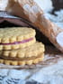 Sabl�s ganache framboise et ganache caf�