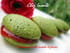Macarons au th� matcha et fraises