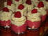 Verrines framboises-amandes et cr�me pistache