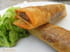 Bricks de poivrons, olives noires et raisins