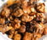 Saut� de porc marrons-pruneaux