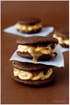 Whoopie chocolat, caramel, banane et cacahu�tes 