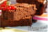Cake fondant au chocolat et aux groseilles