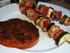 Brochettes de poulet marin�, tomate provencale
