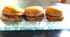 Macarons dor�s au foie gras et confit d oignons