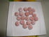 Boules roses aux biscuits de Reims