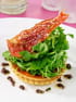 Tarte aux poivrons confits et � la roquette