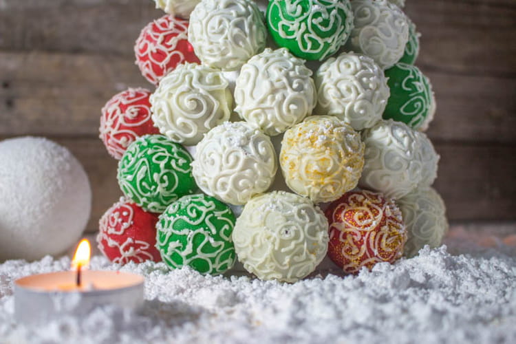 Cake Pops Recouvert De Pate A Sucre Cake Pops Recouvert De Pate A Sucre