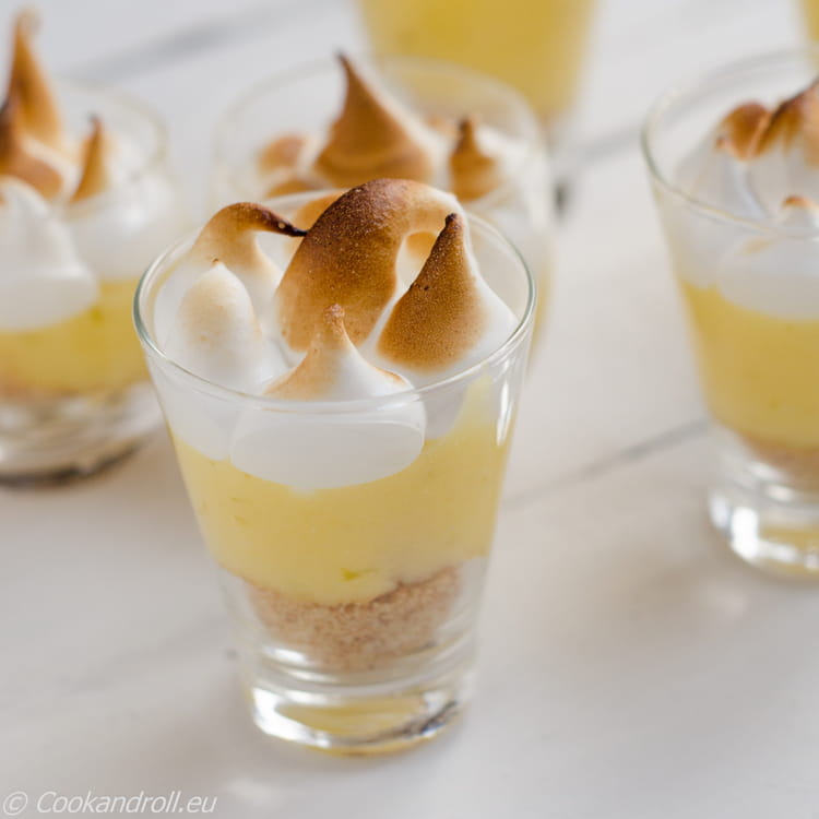 Recette de Verrines de crème de citron meringuée la verrines de creme de citron meringuee