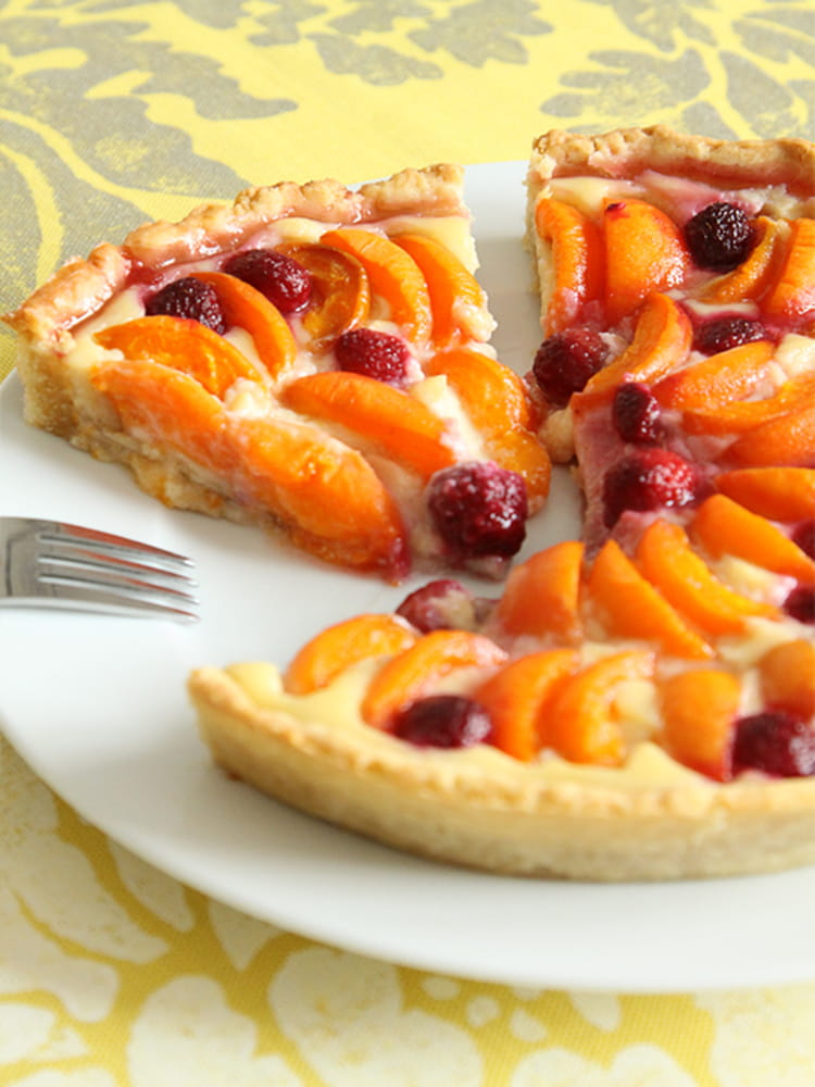 tarte aux abricots et aux framboises